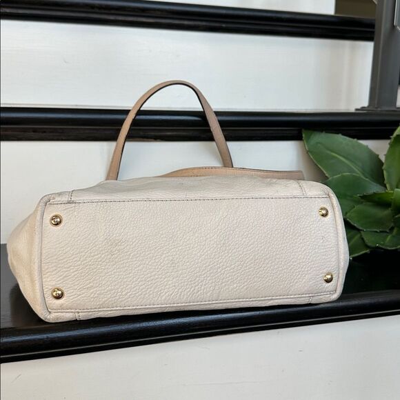 Michael Kors genuine leather pebble tote shoulder handbag, soft neutral, roomy - Picture 5 of 13